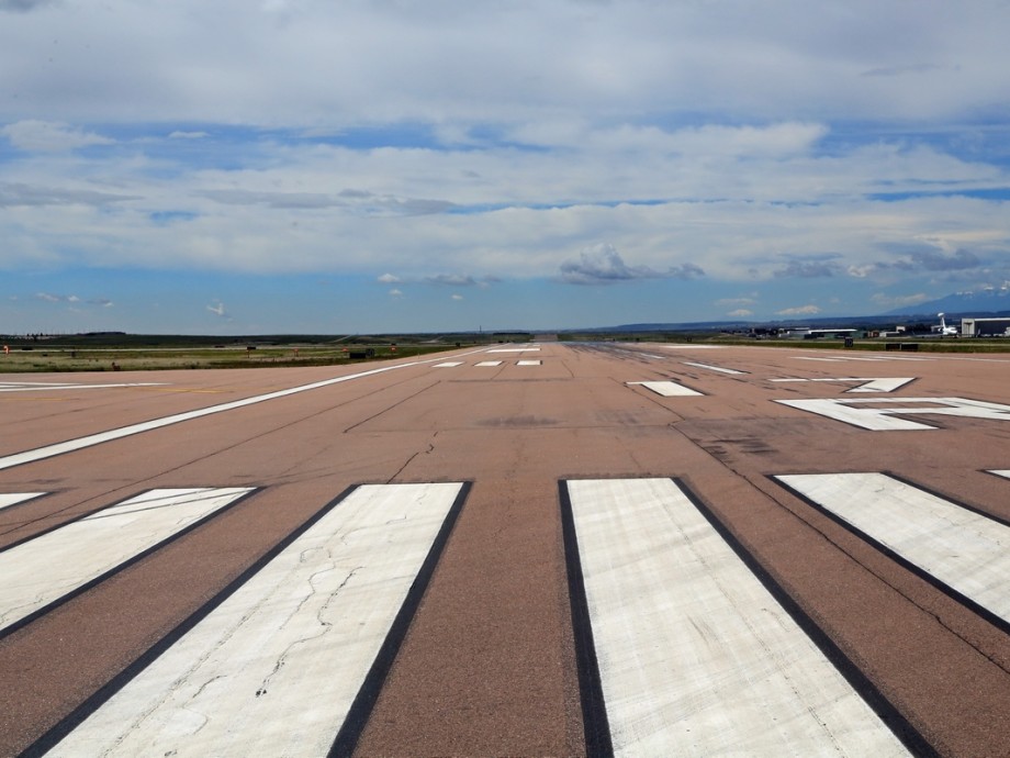 Colorado Springs Airport (COS, KCOS) Private Jet Charter Colorado Springs Airport (COS, KCOS) Private Jet Charter
