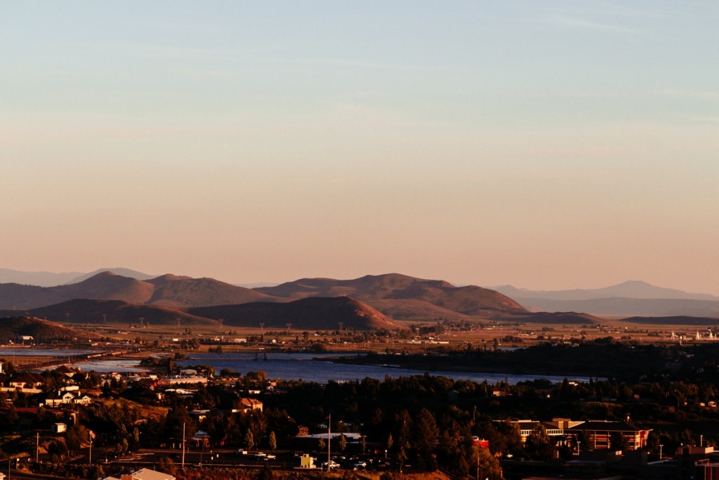 Crater Lake-Klamath Regional Airport (LMT, KLMT) Private Jet Charter