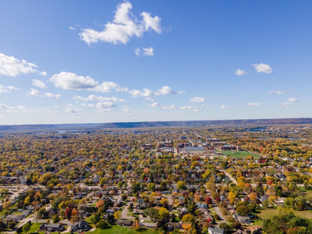 La Crosse Regional Airport (LSE, KLSE) Private Jet Charter