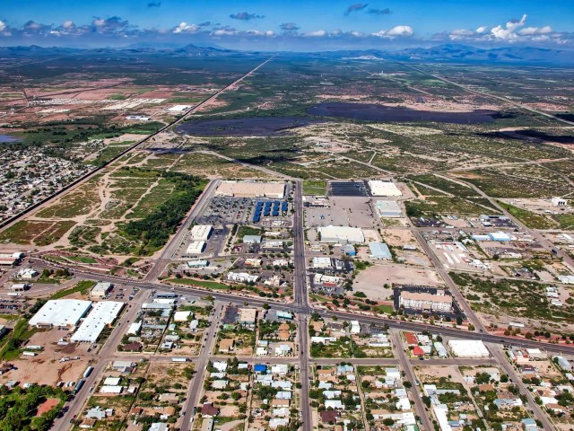 Bisbee Douglas International Airport (DUG, KDUG) Private Jet Charter