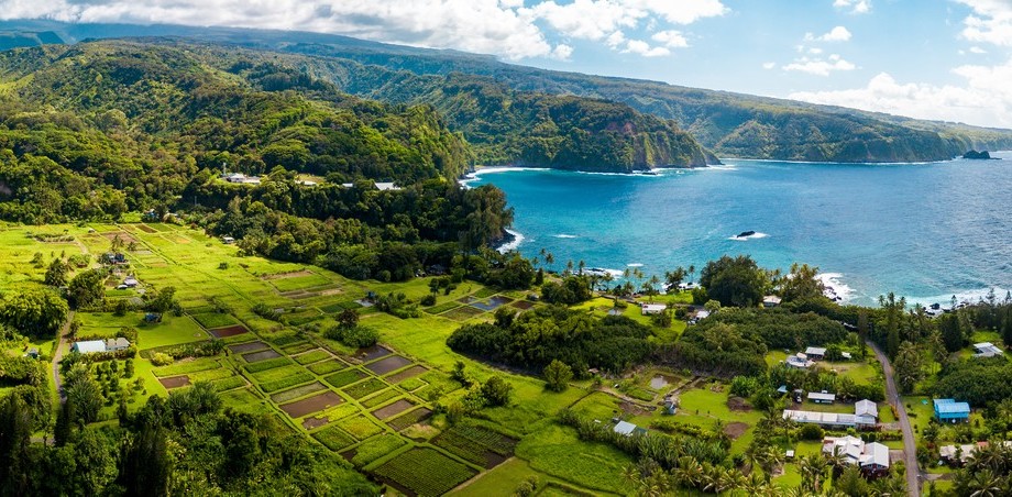 Hana Airport (HNM, PHHN) Private Jet Charter Hana Airport (HNM, PHHN) Private Jet Charter