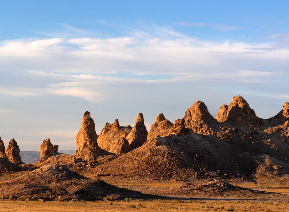 Trona Airport (TRH, KTRH) Private Jet Charter Trona Airport (TRH, KTRH) Private Jet Charter