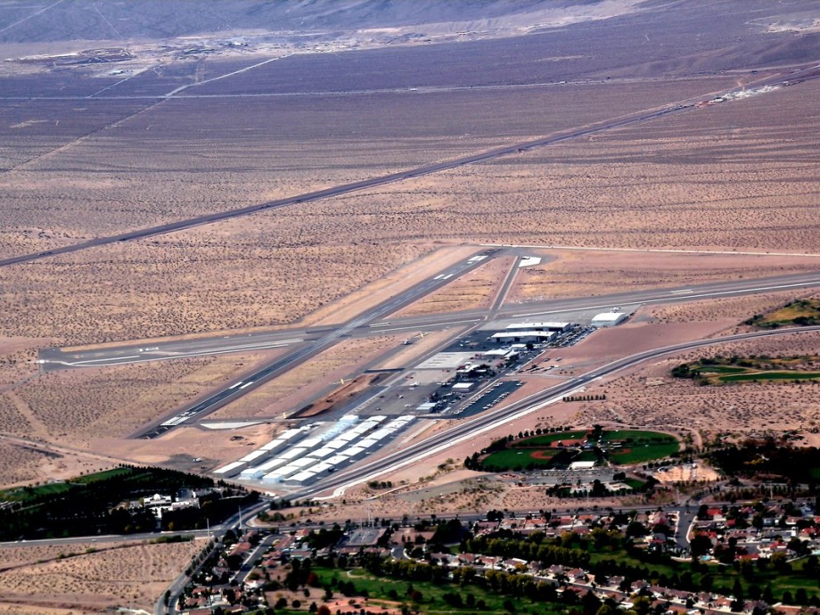 Boulder Municipal Airport (WBU, KBDU) Private Jet Charter Boulder Municipal Airport (WBU, KBDU) Private Jet Charter