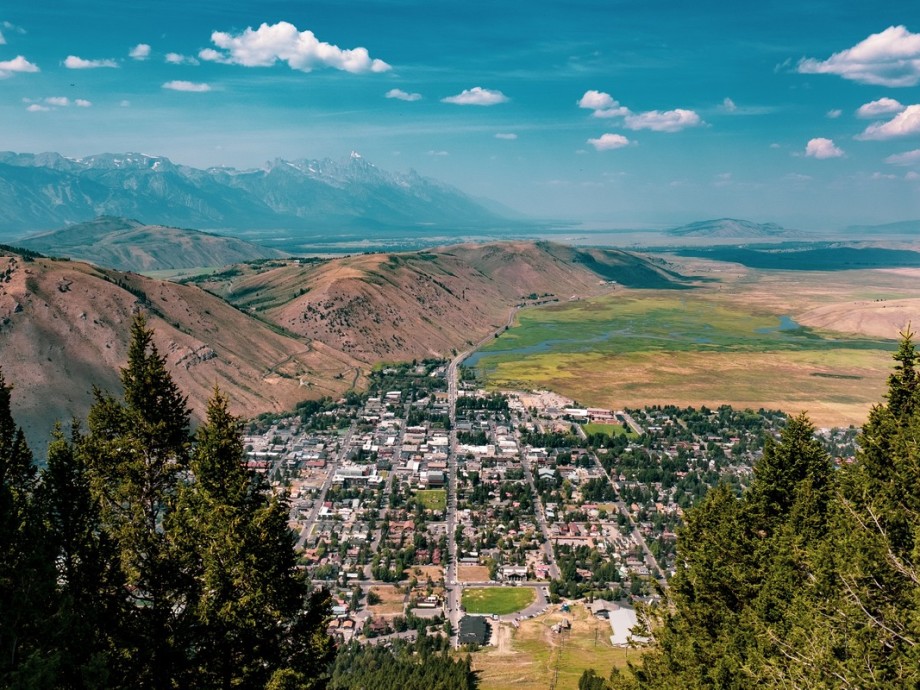 Jackson Hole Airport (JAC, KJAC) Private Jet Charter Jackson Hole Airport (JAC, KJAC) Private Jet Charter