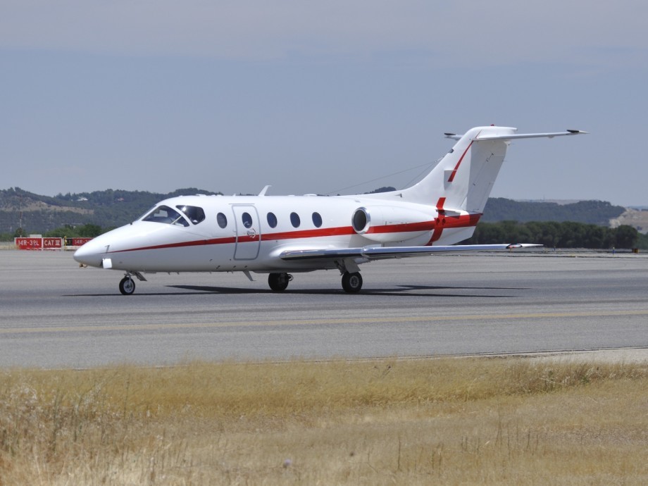 Hawker 400XP
