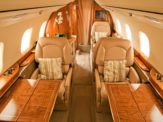 Learjet 55 Interior
