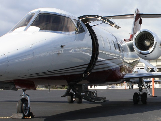 Learjet 60 Charter