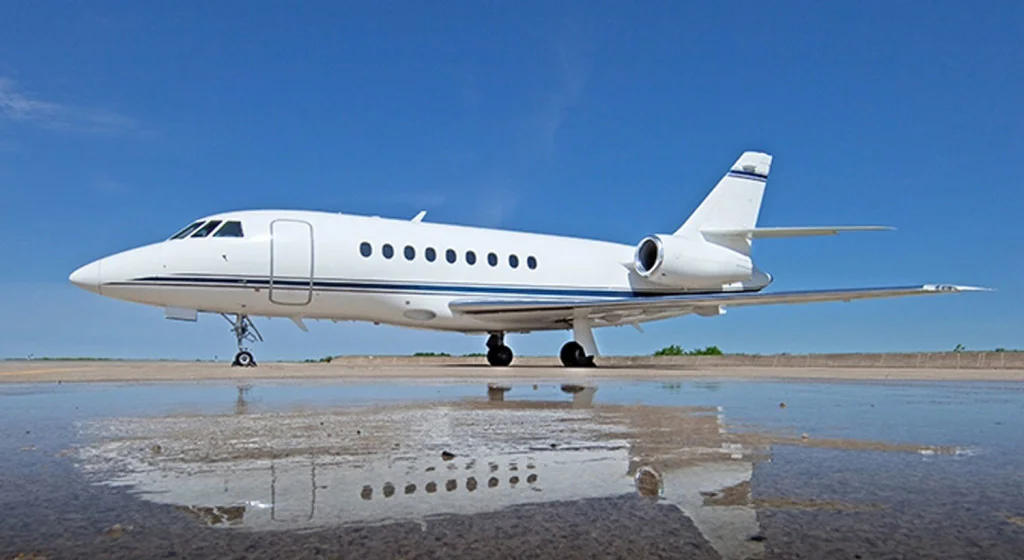 falcon-2000-exterior