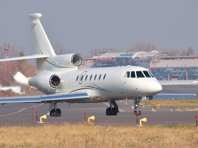 Falcon 50 private jet