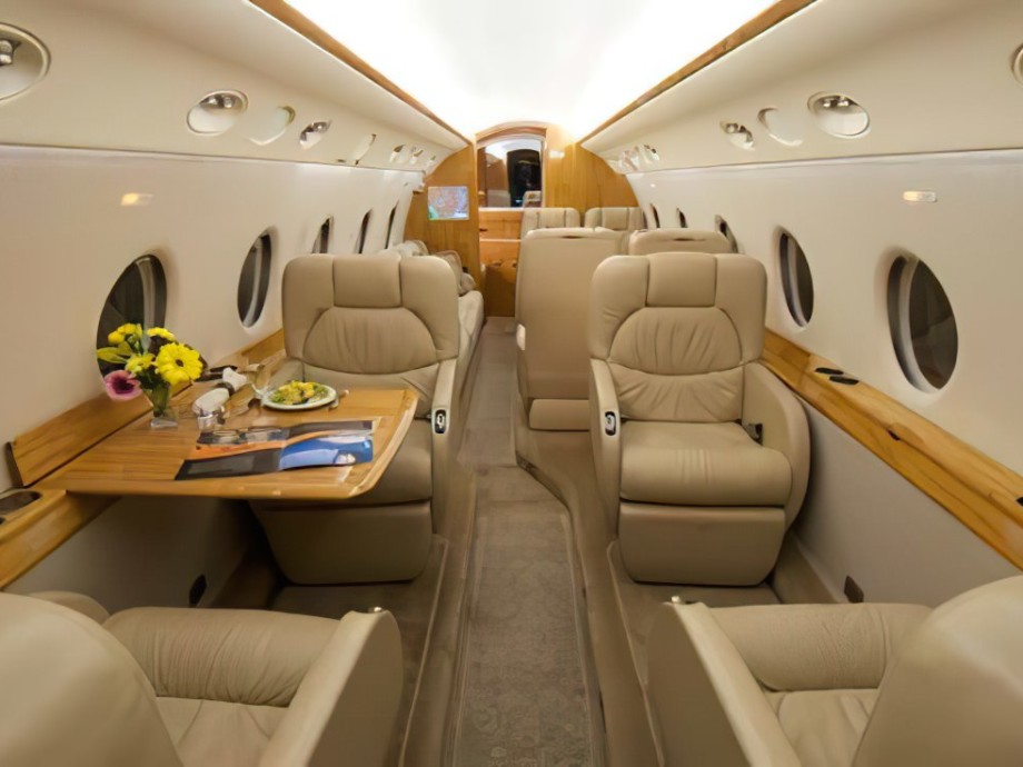 gulfstream g200 interior