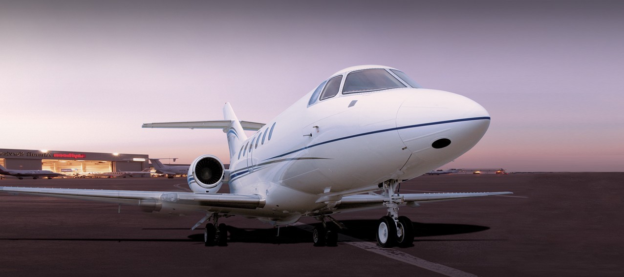 hawker 700 charter