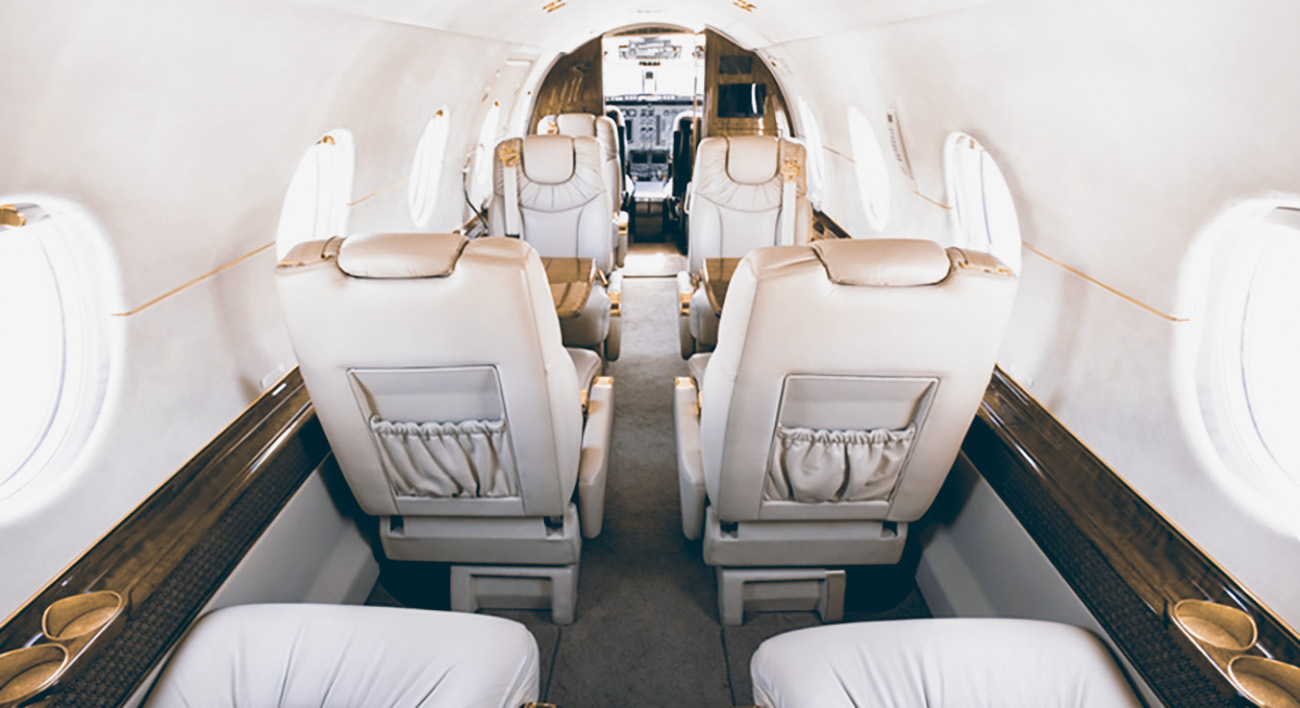 Hawker 400xp interior