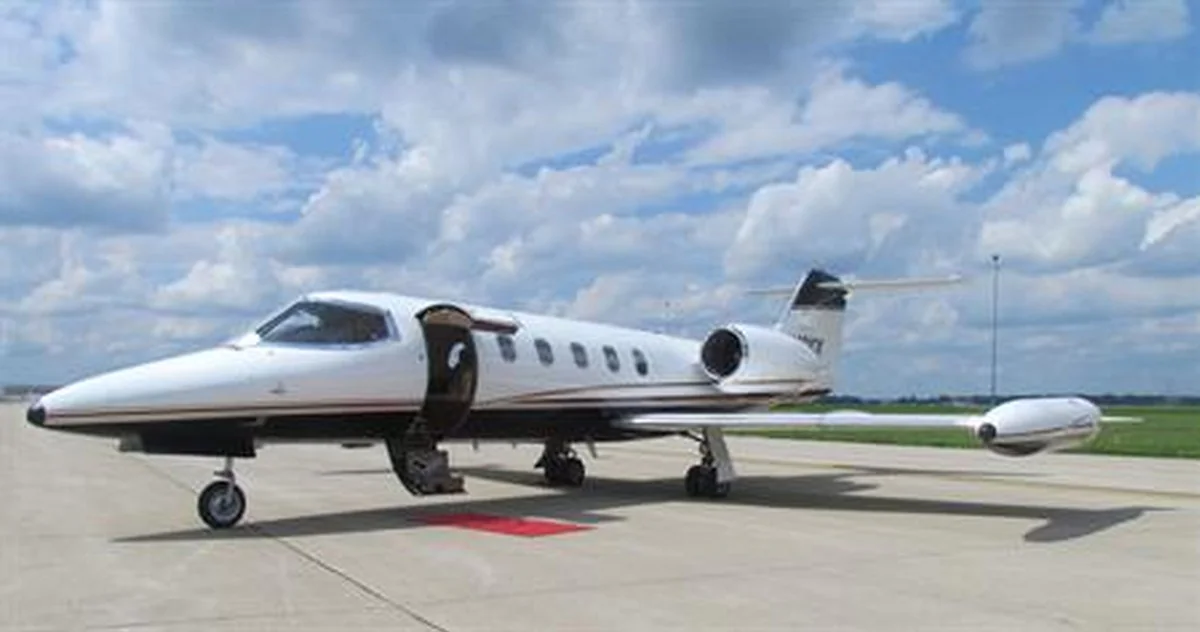 Learjet 35