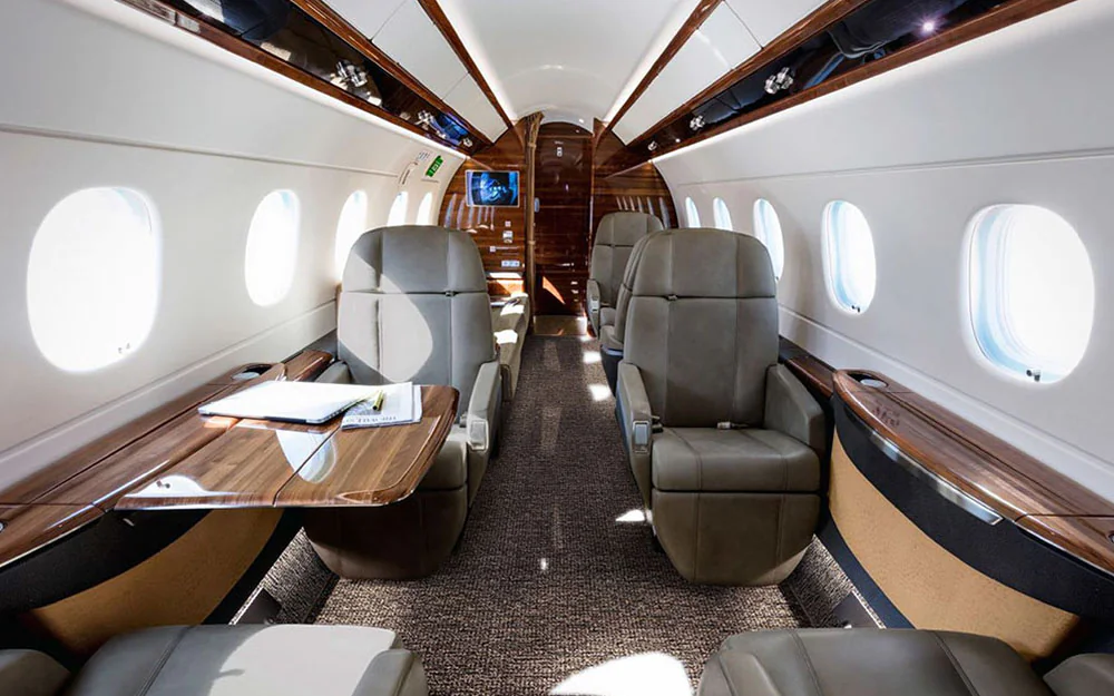 Embraer Legacy 500 jet charter Interior