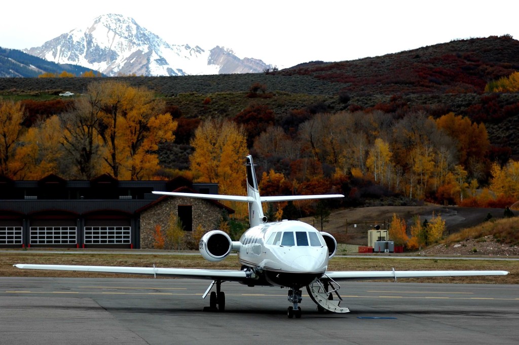 Private Jet for Holiday Travel and to Ski Destinations Worldwide