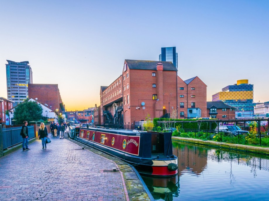 Birmingham, United Kingdom Private Jet Charter Birmingham, United Kingdom Private Jet Charter