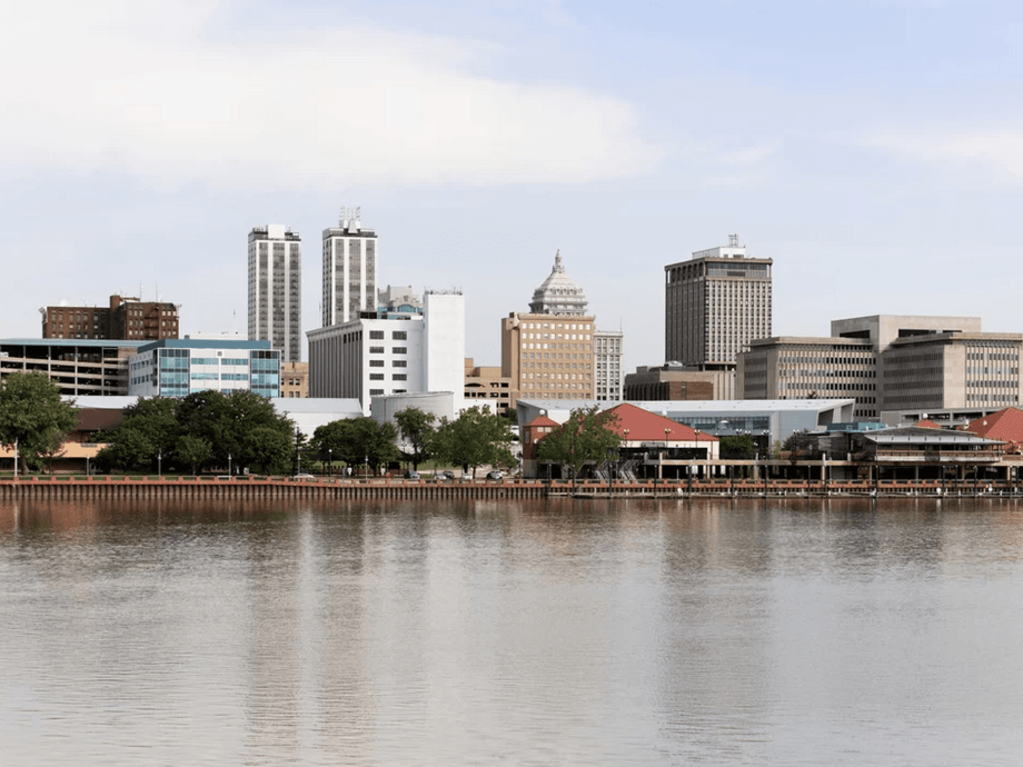 Peoria, IL Private Jet Charter
