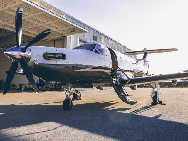 Explore Belfast with Mercury Jets