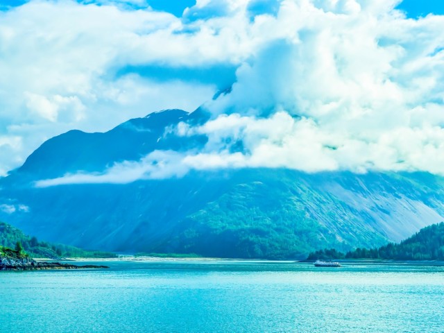 Discover Glacier Bay National Park and Preserve with Mercury Jets