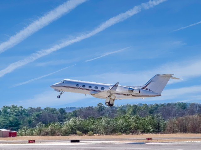 Private Jet Charter West Palm Beach to Palm Springs