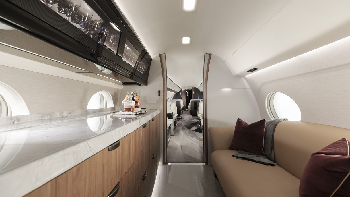 Gulfstream Introduces Its Flagship G700 as the Best-Performing Aircraft in the Business-jet Industry 2