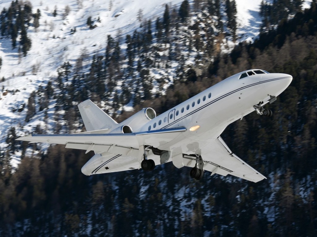 Private Jet Charter Houston to Boulder