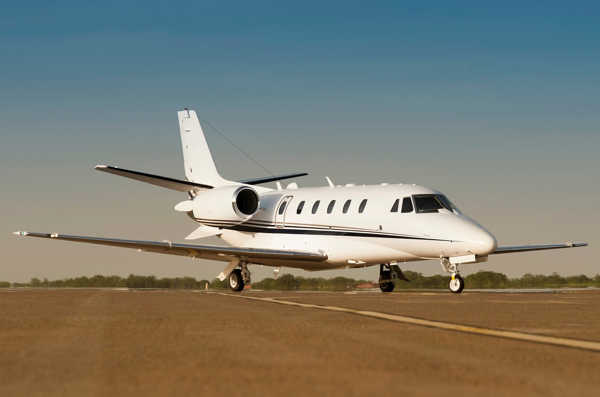 Private Jet Charter Palm Beach to Scottsdale