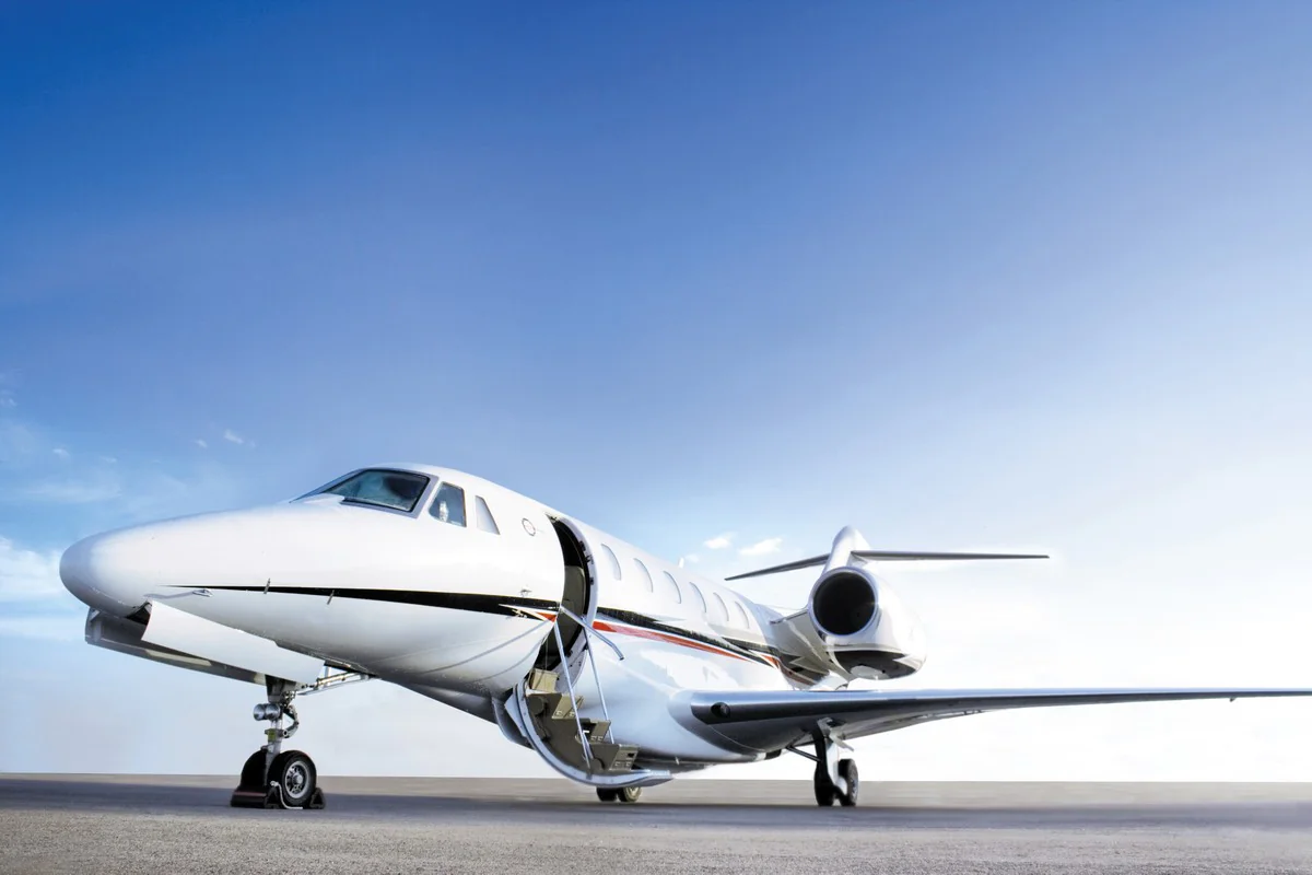 Private Jet Charter West Palm Beach to Detroit