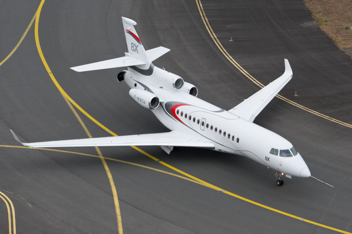 Private Jet Dassault Falcon 8x