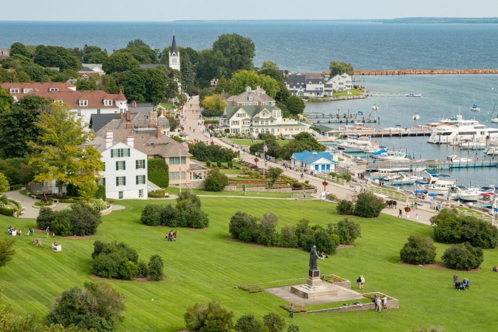 Mackinac Island Private Jet Charter