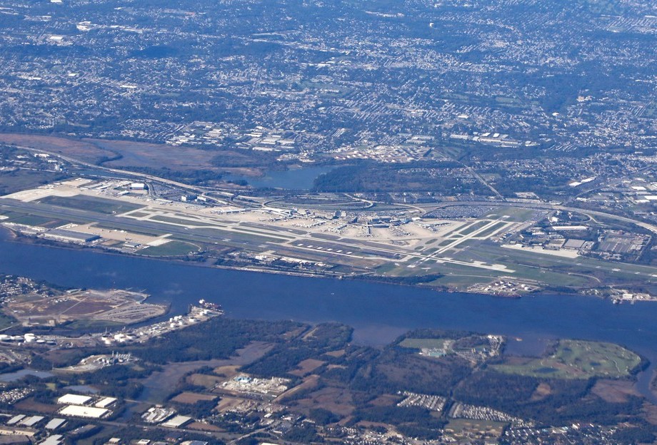 Philadelphia International Airport (PHL, KPHL) Private Jet Charter Philadelphia International Airport (PHL, KPHL) Private Jet Charter