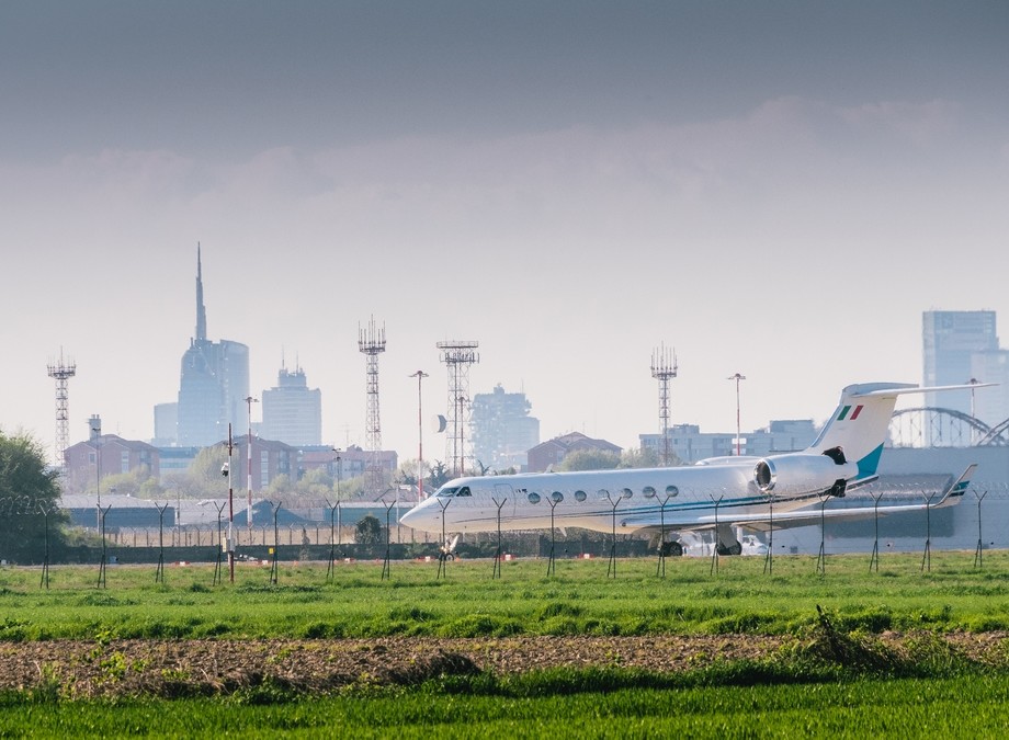 Milan Linate Airport (LIN, LIML) Private Jet Charter Milan Linate Airport (LIN, LIML) Private Jet Charter