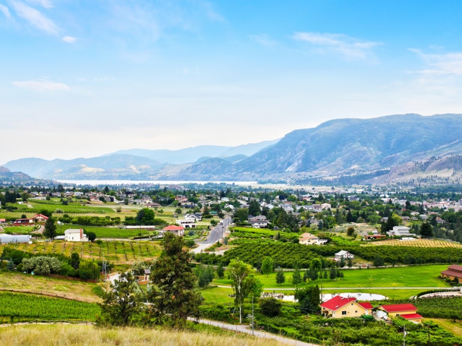 Kelowna International Airport (YLW, CYLW) Private Jet Charter Kelowna International Airport (YLW, CYLW) Private Jet Charter