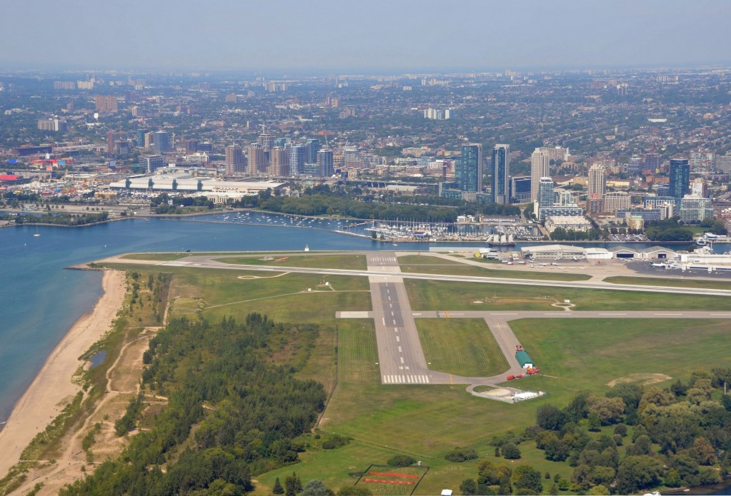 Billy Bishop Toronto City Airport (YTZ, CYTZ) Private Jet Charter