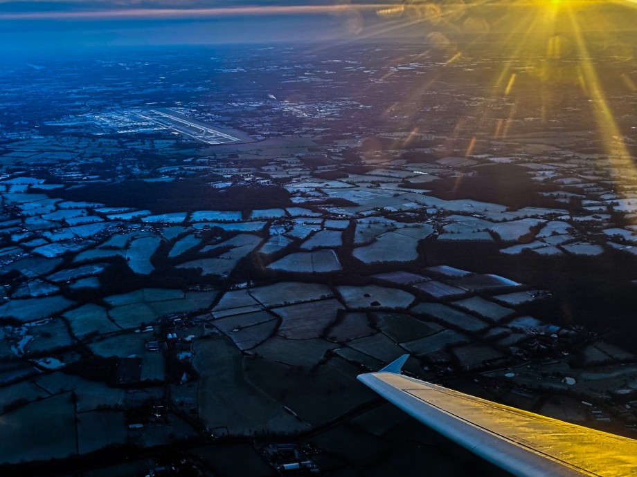 London Gatwick Airport (LGW, EGKK) Private Jet Charter London Gatwick Airport (LGW, EGKK) Private Jet Charter