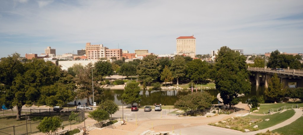 Lubbock Preston Smith International Airport (LBB, KLBB) Private Jet Charter