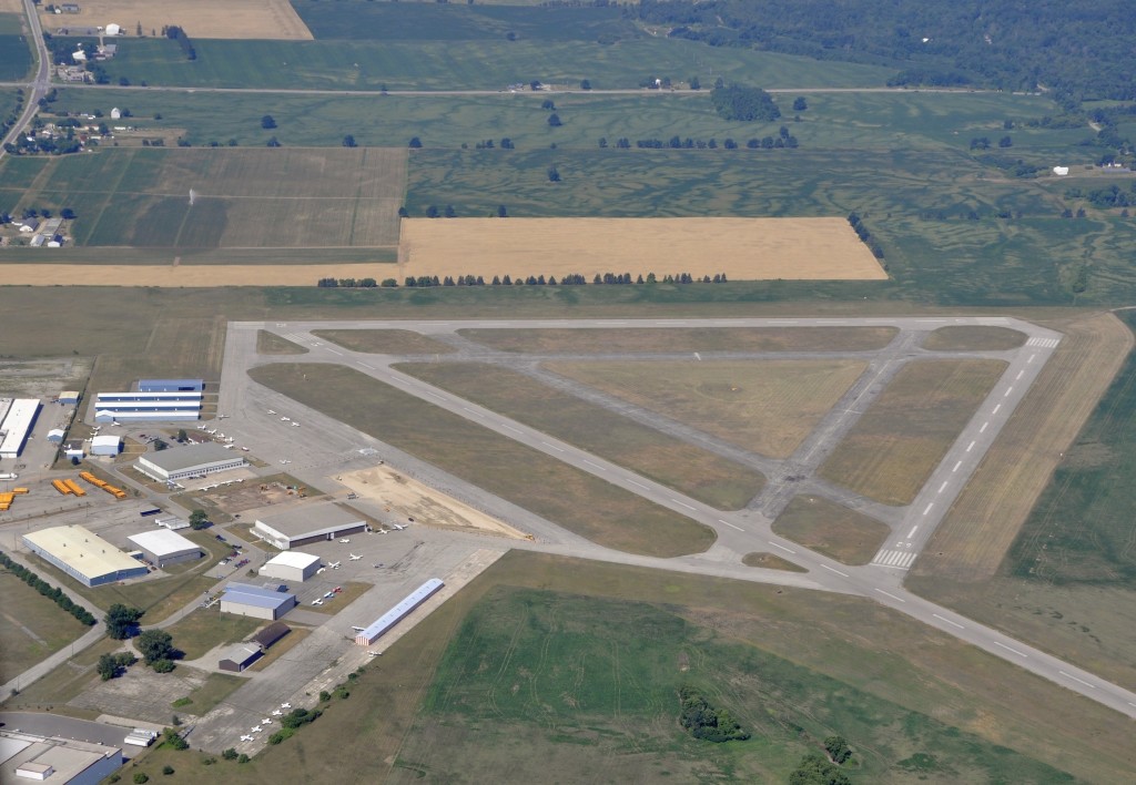 Brantford Municipal Airport (YFD, CYFD) Private Jet Charter