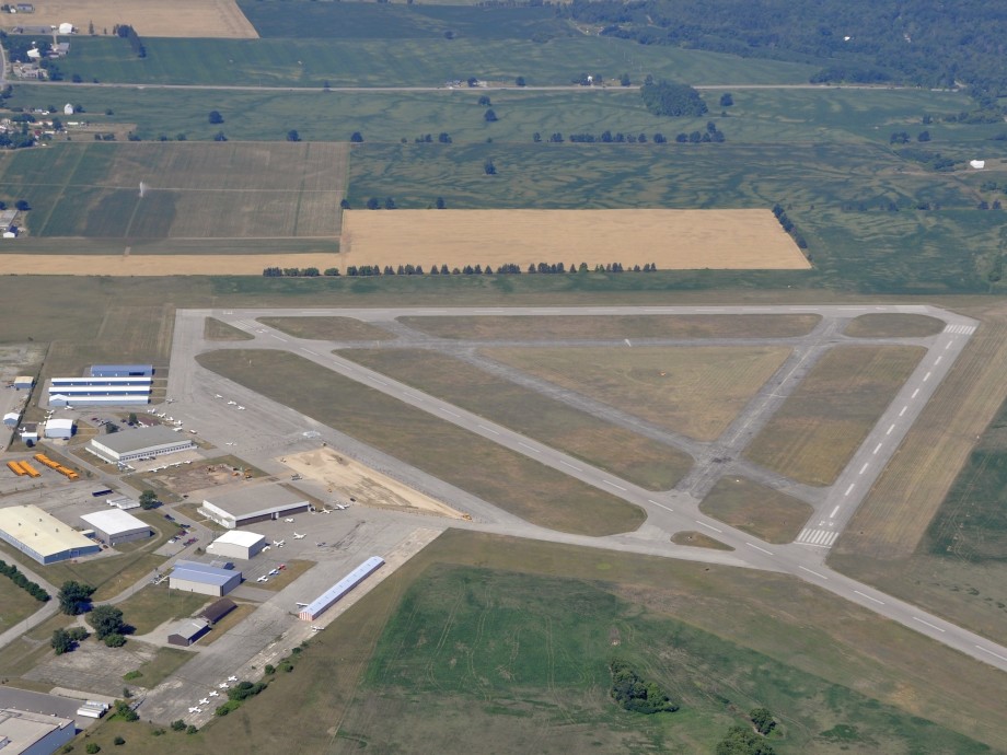 Brantford Municipal Airport (YFD, CYFD) Private Jet Charter Brantford Municipal Airport (YFD, CYFD) Private Jet Charter