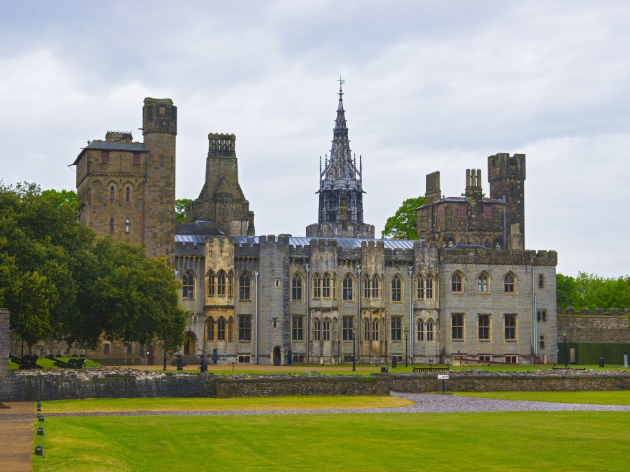 Cardiff Airport (CWL, EGFF) Private Jet Charter Cardiff Airport (CWL, EGFF) Private Jet Charter