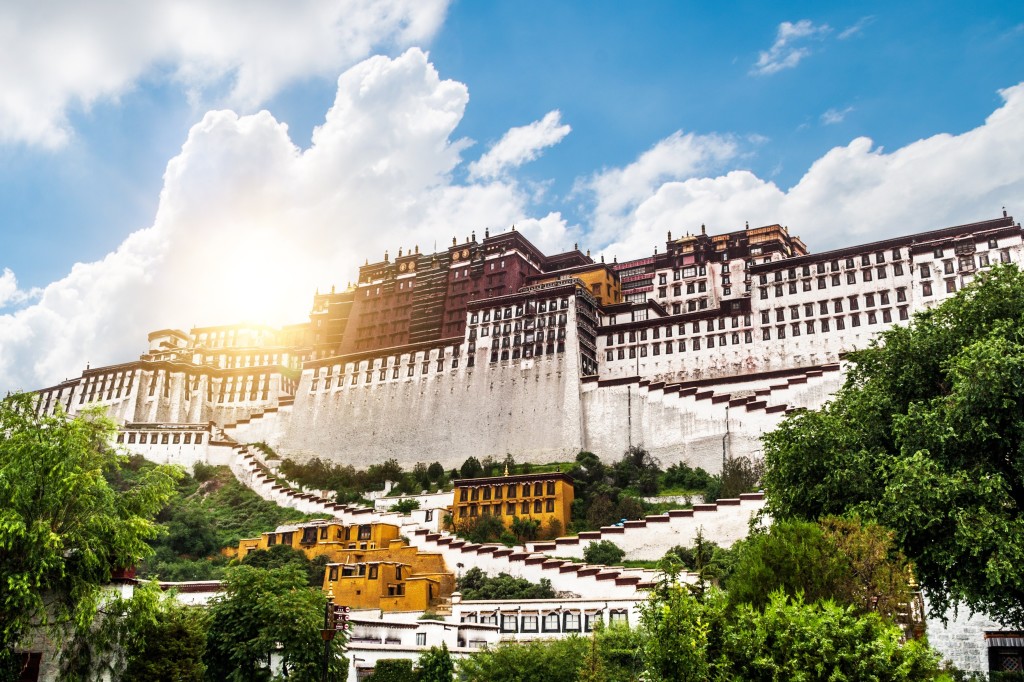 Lhasa Private Jet Charter