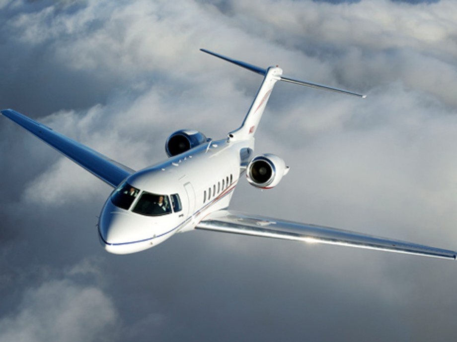 Private Jet Charter Hawker 4000 Private Jet Charter Hawker 4000