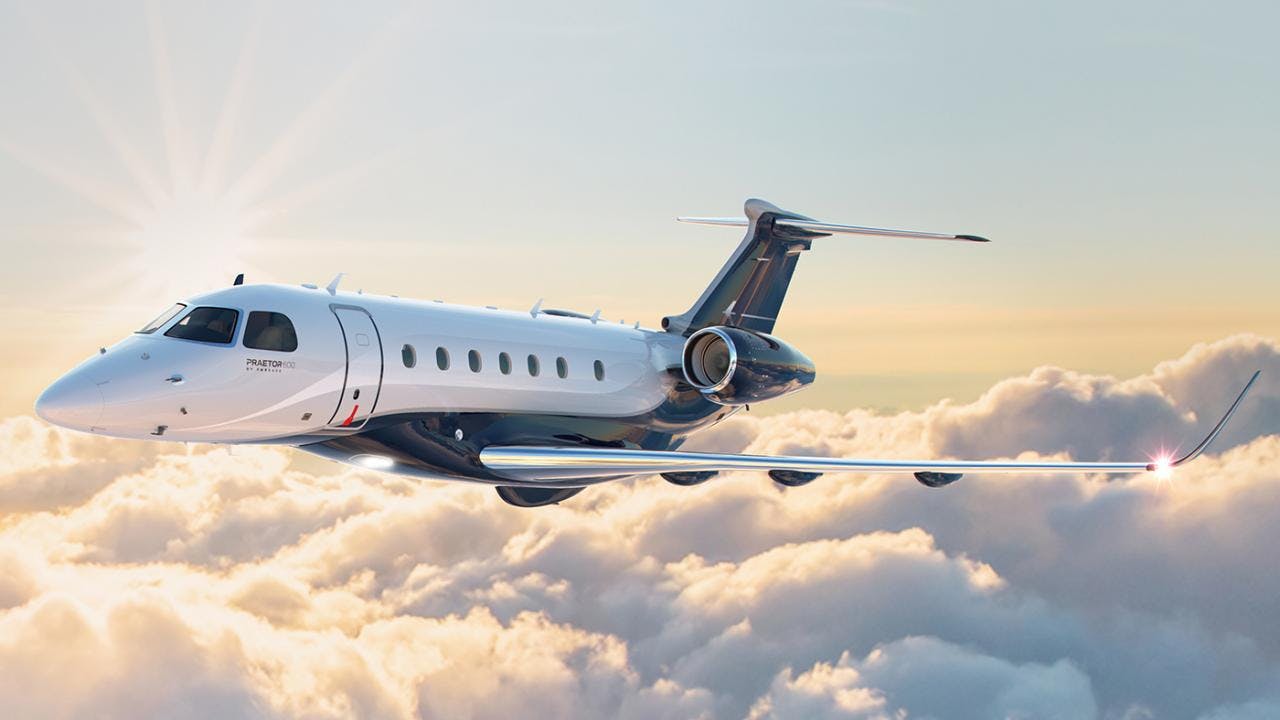 Private Jet Charter Praetor 600