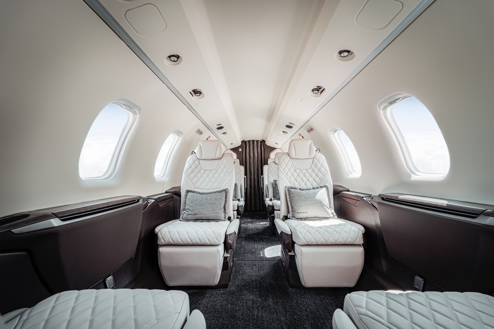 pilatus pc-24 interior