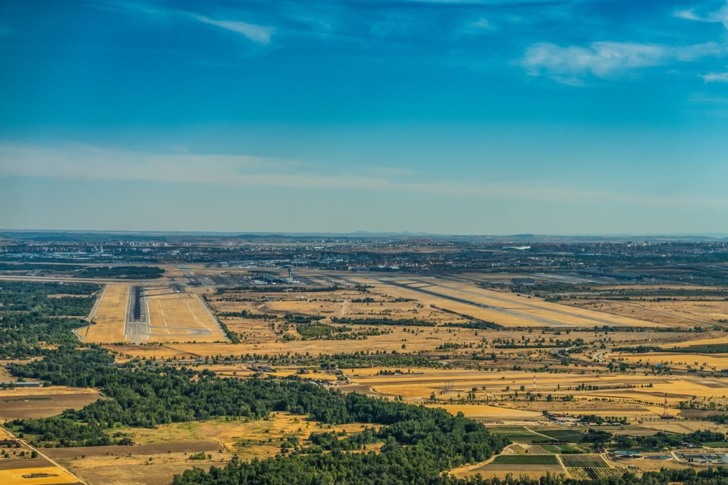 Adolfo Suárez Madrid-Barajas Airport (MAD, LEMD) Private Jet Charter