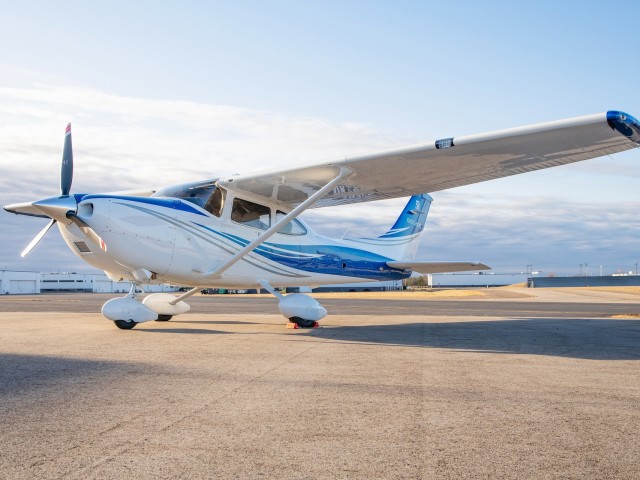 Cessna Skylane Private Jet Charter