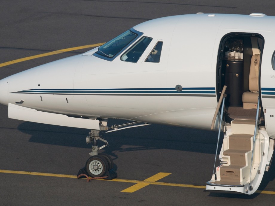 Dollywood Private Jet Charter Dollywood Private Jet Charter
