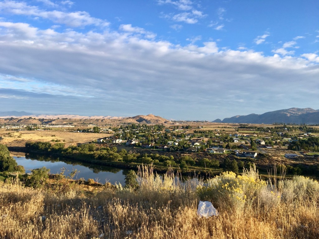 Omak Municipal Airport (OMK, KOMK) Private Jet Charter