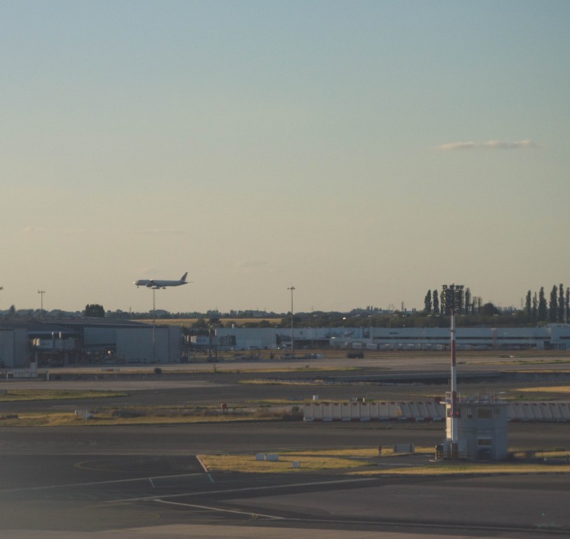 Paris Charles de Gaulle Airport (CDG, LFPG) Private Jet Charter