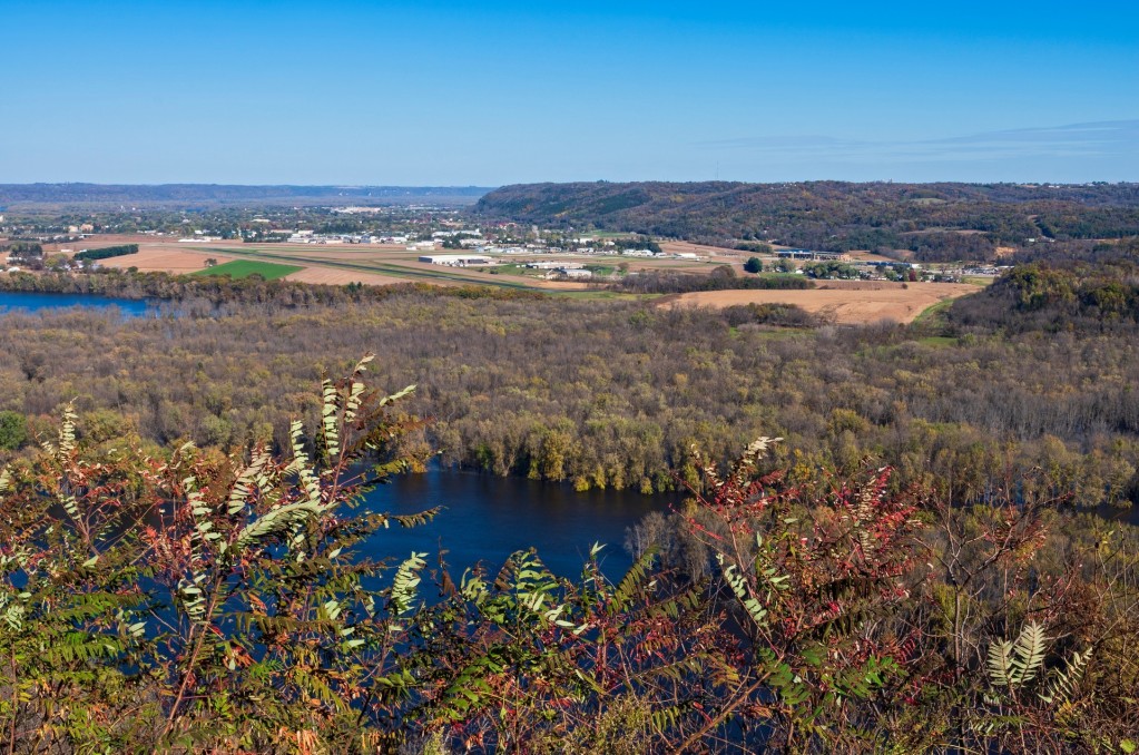 Prairie du Chien Municipal Airport (PCD, KPDC) Private Jet Charter