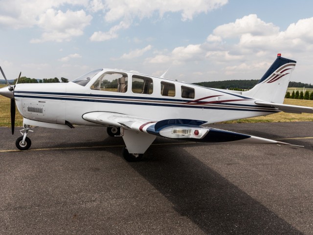 Private Jet Charter Beechcraft Bonanza